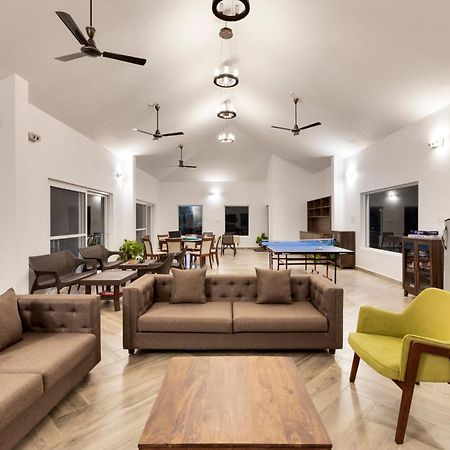 Hotel Tusker Trail By Luxunlock à Suntikoppa Extérieur photo